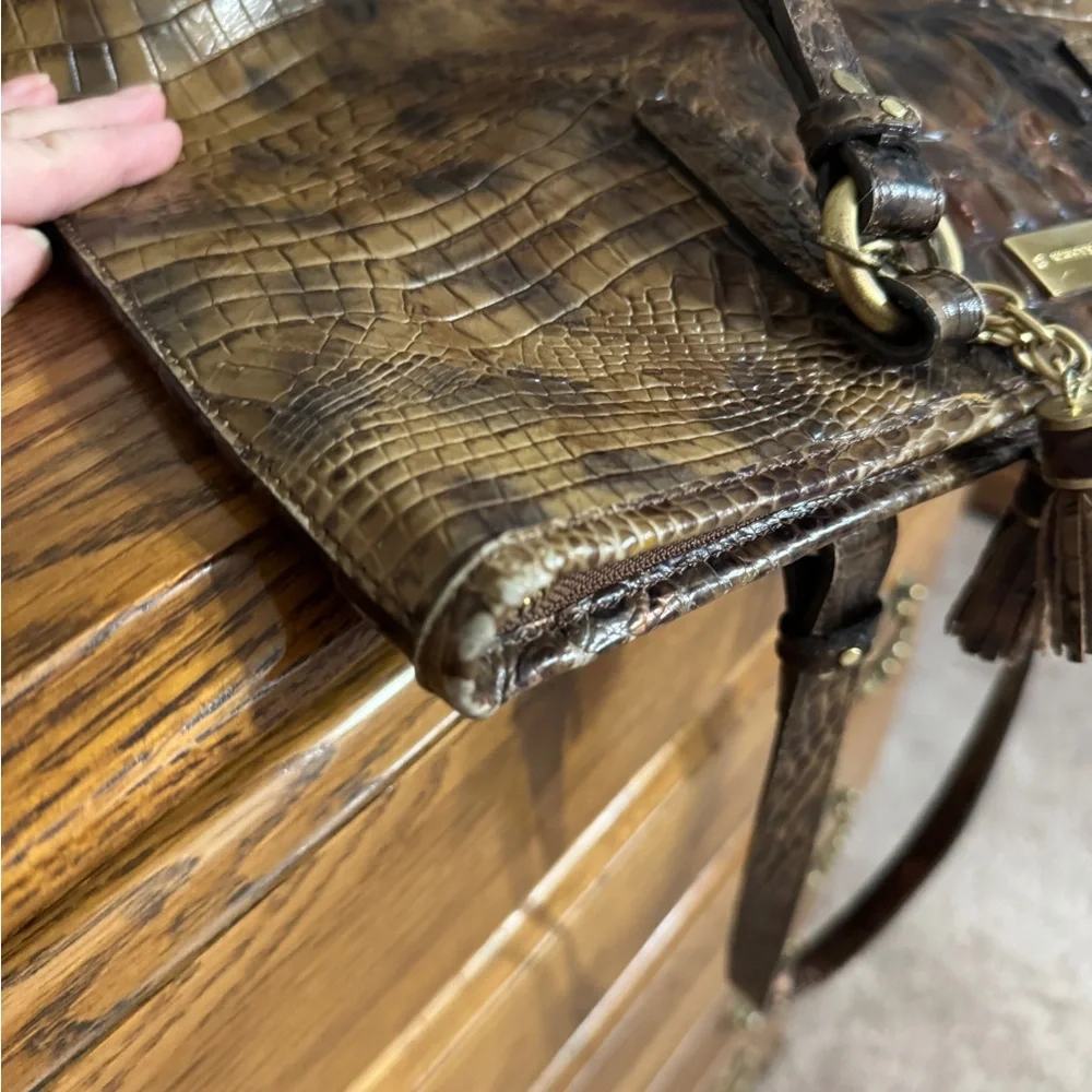 Beautiful Shoulder Bag - Picture 3 of 13